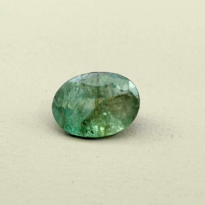 Certified 3.31Ct Natural Green Oval (Panna) Oval Cut Gemstone