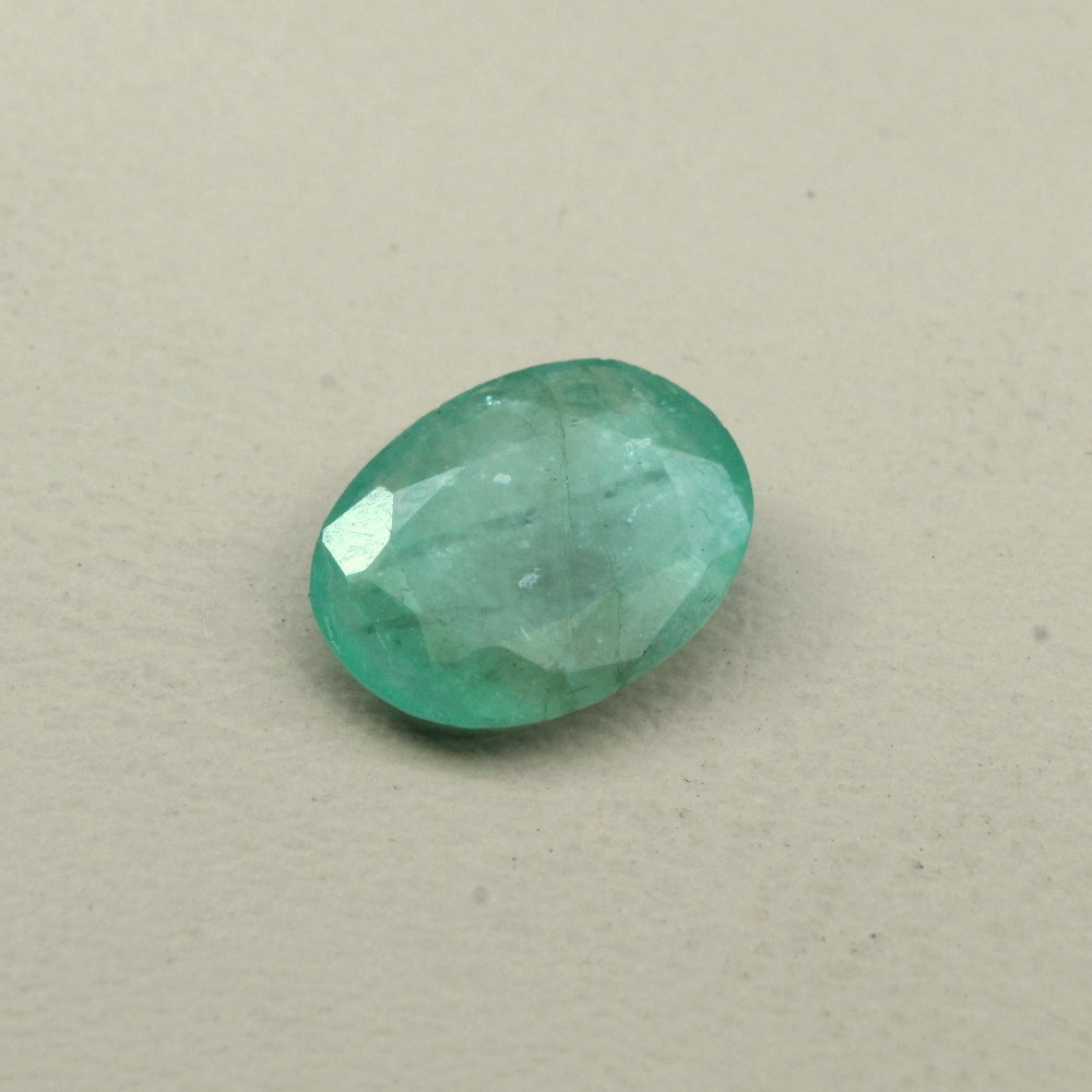 2.35Ct Natural Green Emerald (Panna) Oval Cut Gemstone