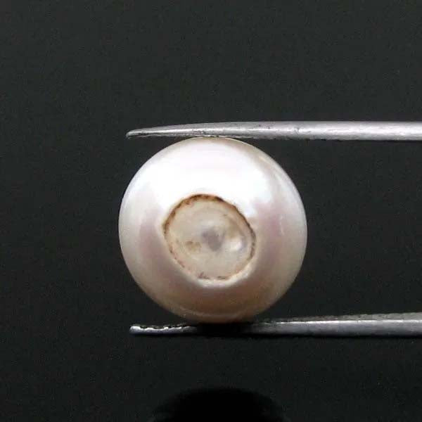 9.2Ct Natural White Uneven Pearl (Commercial Grade)