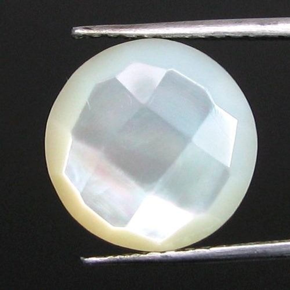 4.5Ct Natural Rainbow Shell Mother of Pearl Round Checker Faceted Gem