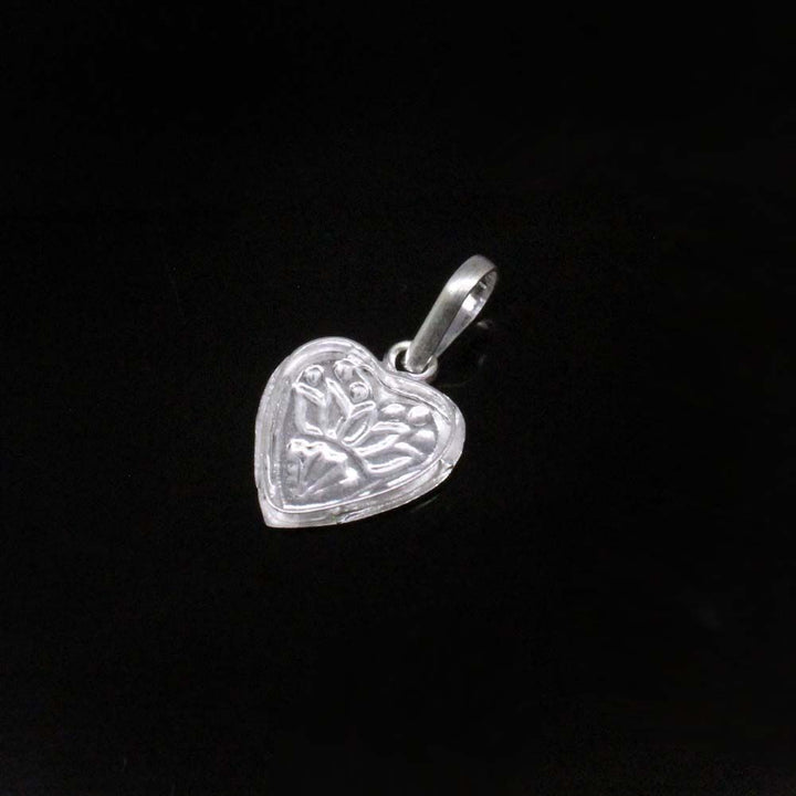 Traditional Indian Embossed heart shape enamel sterling silver pendant for women